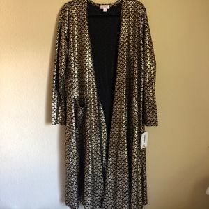 NWT ELEGANT LULAROE SARAH